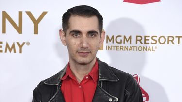 ARCHIVO- Álex Anwandter llega a la ceremonia a la Persona del Año de la Academia Latina de la Grabación en honor a Marc Anthony el 16 de noviembre de 2016, en Las Vegas. Awandter lanzó su álbum El diablo en el cuerpo en mayo de 2023.