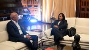 EEUU promovió la reunión entre el presidente del Parlamento, Jorge Rodríguez (izq.), y la opositora Dinorah Figuera en la Asamblea Nacional en Caracas, el 18 de junio de 2026.