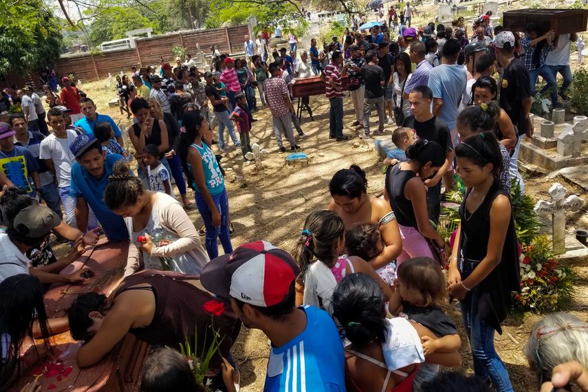 La muerte de 68 personas en el incendio en los calabozos de la comisaría de Valencia llegó hasta la ONU