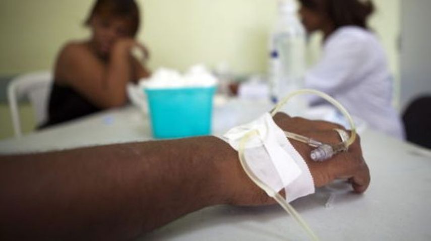 Persona en un hospital de Caracas. Foto El Nacional