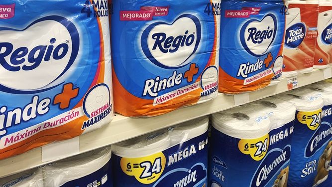 Regio, una marca mexicana de papel higi&eacute;nico, a la venta en un CVS en Nueva York, el 4 de septiembre de 2020.&nbsp;