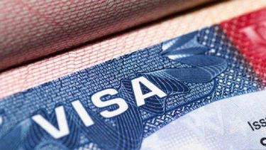 Se complican aún más trámites para cubanos