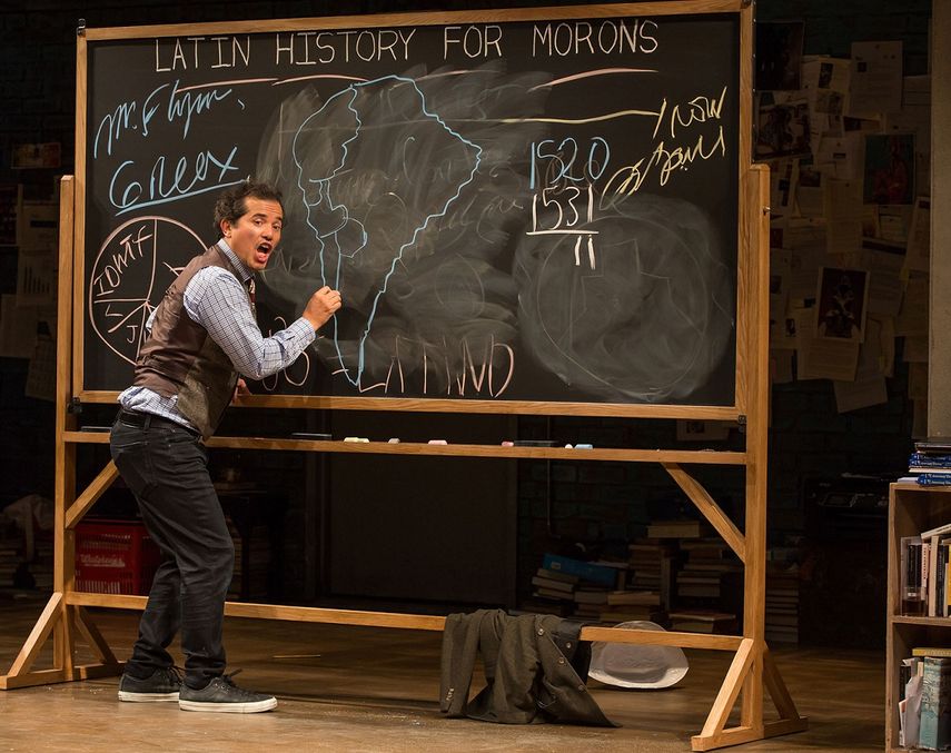 John Leguizamo en la pieza Latin History for Morons, que el actor y comediante presenta en el Arsht Center del 12 al 14 de julio.