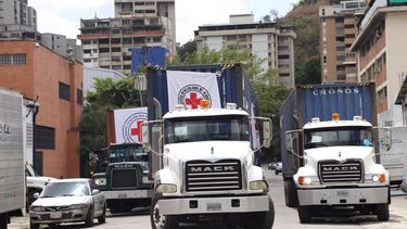 Un grupo de camiones cargados con la ayuda humanitaria llegan a Caracas.&nbsp;