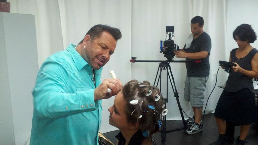 El salón del estilista se llamará Samy Beauty Lounge (FACEBOOK)