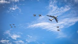 Escuadrón de aviones caza de combate de EEUU en el Caribe.