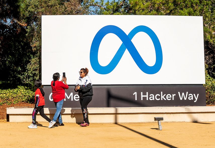 Logo de la empresa matriz de Facebook, Whatsapp e Instagram.