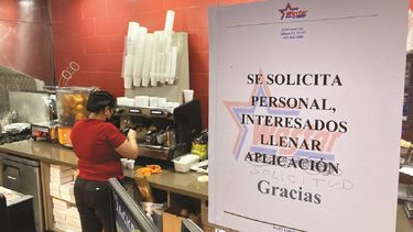 Un aviso anuncia disponibilidad de plazas.