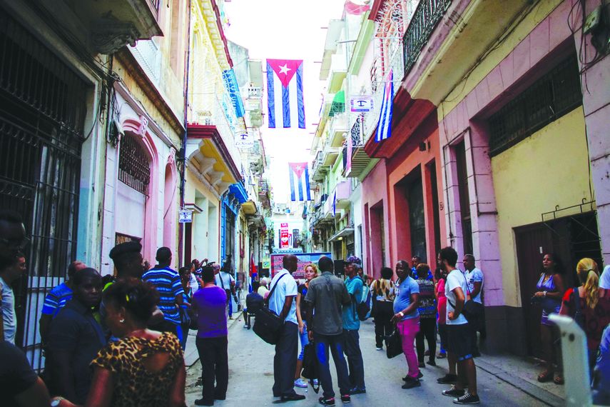 Consejo de Estado pospuso al 26 de noviembre la celebración de las elecciones municipales, en primera vuelta, que debían celebrarse en octubre.