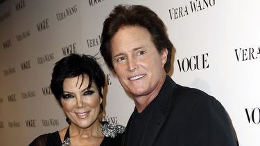 Kris Jenner y Bruce Jenner. La expareja confirmó su separación en un comunicado, tras 22 años de matrimonio. (AP Photo/Matt Sayles, File)