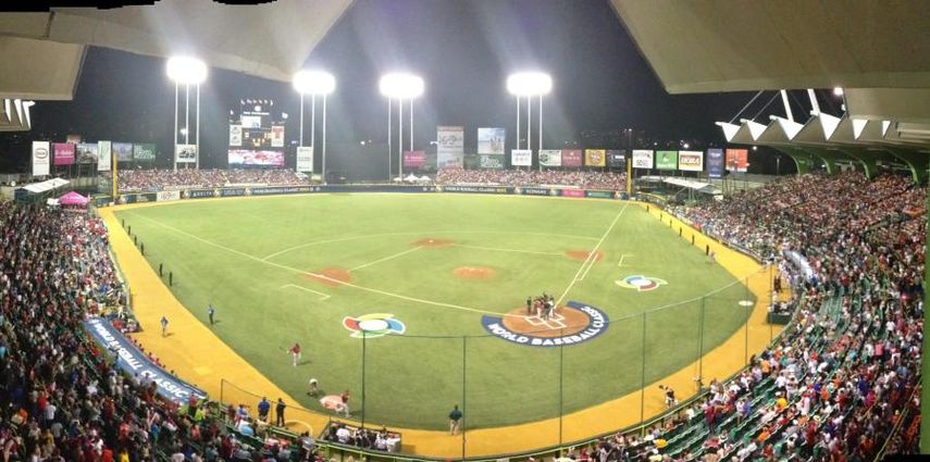 El estadio Hiram Bithorn alojó varios juegos del Clásico Mundial de Béisbol del 2013. (ARCHIVO)