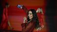 La cantante brasileña Anitta presenta una creación para el desfile de LOréal Paris Walk Your Worth” como parte de la colección Primavera-Verano 2025 de prêt-à-porter femenino de la Semana de la Moda de París en la ópera Palais Garnier el 23 de septiembre de 2024.