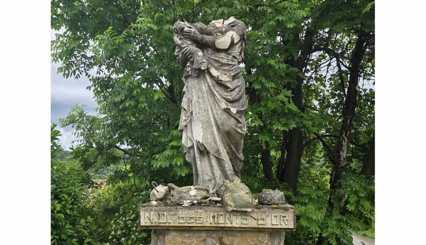 Los recientes actos de vandalismo contra el patrimonio religioso en Francia, como la profanaci&oacute;n de una estatua de la Virgen Mar&iacute;a, encienden el debate sobre el odio a la civilizaci&oacute;n occidental.