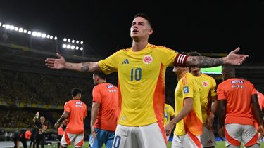 El mediocampista colombiano James Rodríguez celebra el primer gol de su equipo durante el partido de las eliminatorias sudamericanas al Mundial de la FIFA 2026 entre Colombia y Bolivia&nbsp;