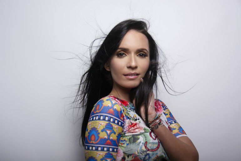 La cubana Diana Fuentes llegará Libre al Miami Bash