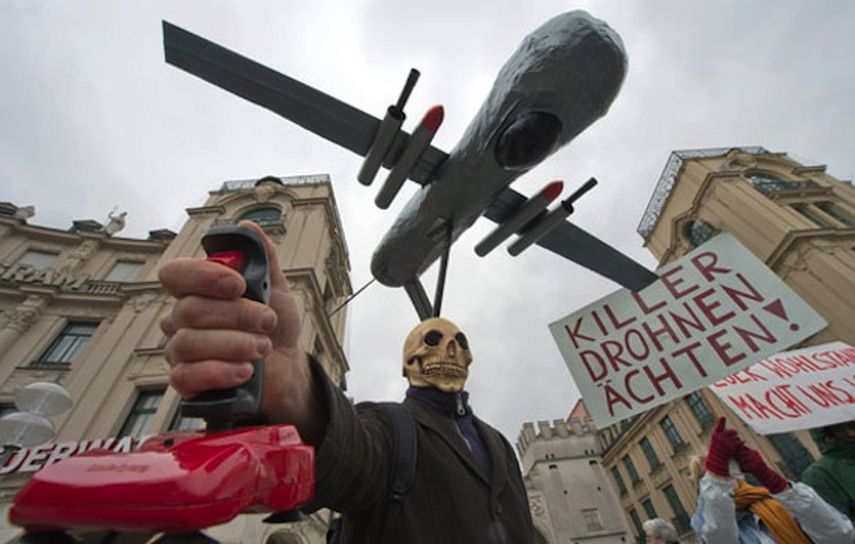 Según la prensa alemana, prácticamente todas las operaciones con aviones no tripulados para acabar con presuntos terroristas en territorio africano y en Oriente Próximo han sido coordinadas desde Ramstein. Foto EFE.