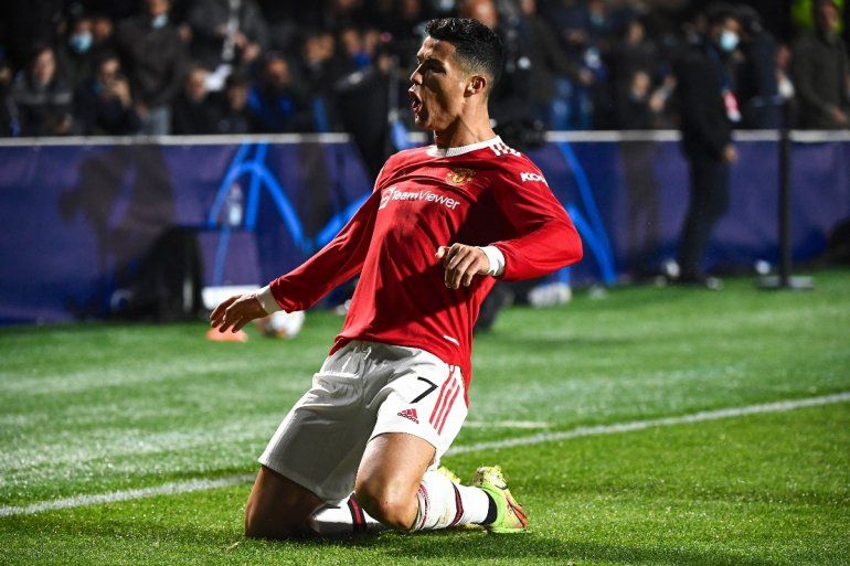 En las dos ocasiones que anotó Cristiano Ronaldo en el duelo ante el Atalanta, lo logró en el tiempo agregado antes de cada pausa y salvar al Manchester United