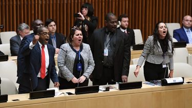Diplom&aacute;ticos cubanos boicotean sesi&oacute;n en la ONU.