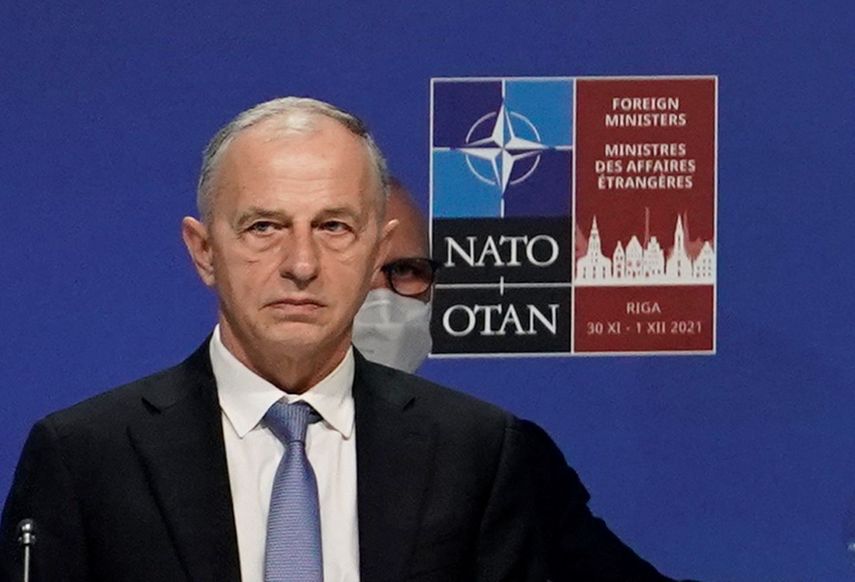 El secretario general adjunto de la OTAN, Mircea Geoana.