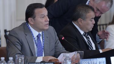 La crisis no solo es humanitaria, sino social, y amerita por su magnitud una respuesta regional, afirmó Popolizio el canciller del Perú, Néstor Popolizio.