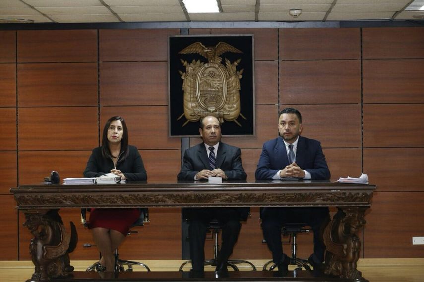 La Corte ecuatoriana rechazó la solicitud por no cumplir con lo dispuesto en el Art. 630, numeral 1 del COIP, es decir, que la pena privativa de libertad no exceda de 5 años.