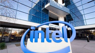 Parte de la caída en los beneficios trimestrales de Intel está ligada a procesos de reestructuración para reducir costos. (CORTESÍA)