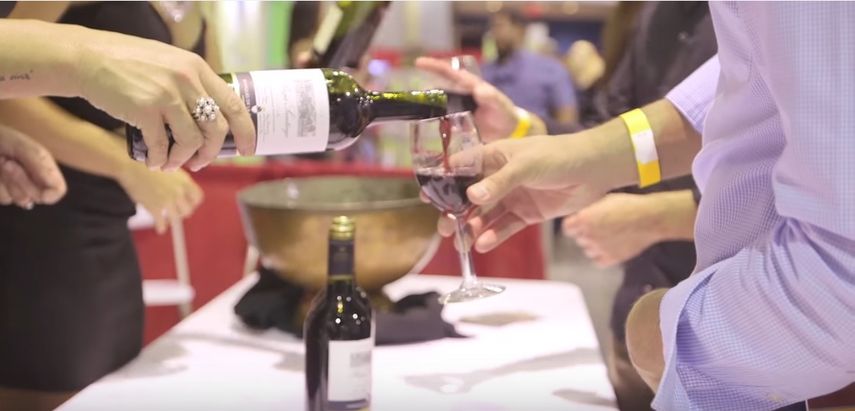 Desde hace más de dos décadas, Puerto Rico es uno de los mercados del mundo donde más vino español se consume.