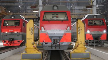 Vista de tres locomotoras de maniobra&nbsp;TGM8KM, del tipo de las 75 que Rusia se comprometió a enviar a Cuba.