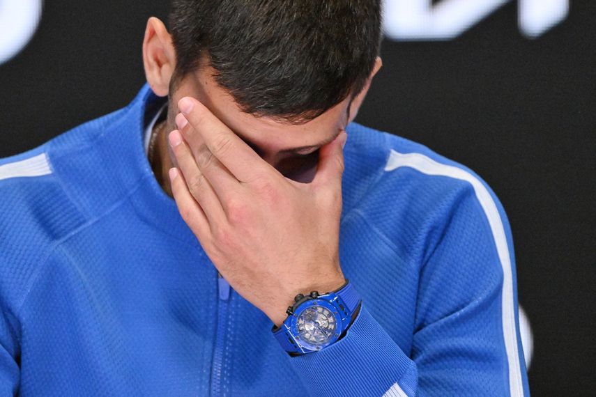 El serbio Novak Djokovic asiste a una conferencia de prensa después de perder contra el italiano Jannik Sinner El serbio Novak Djokovic asiste a una conferencia de prensa después de perder contra el italiano Jannik Sinner