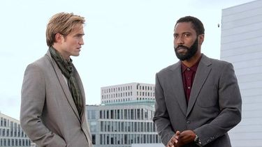 Warner Bros.&nbsp;apuesta por rescatar las salas de cine con el estreno de&nbsp; Tenet, de Christopher Nola, el 26 de agosto.