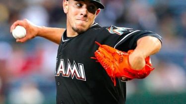 Fernández dominó a los Cachorros en el Marlins Park. (ARCHIVO)