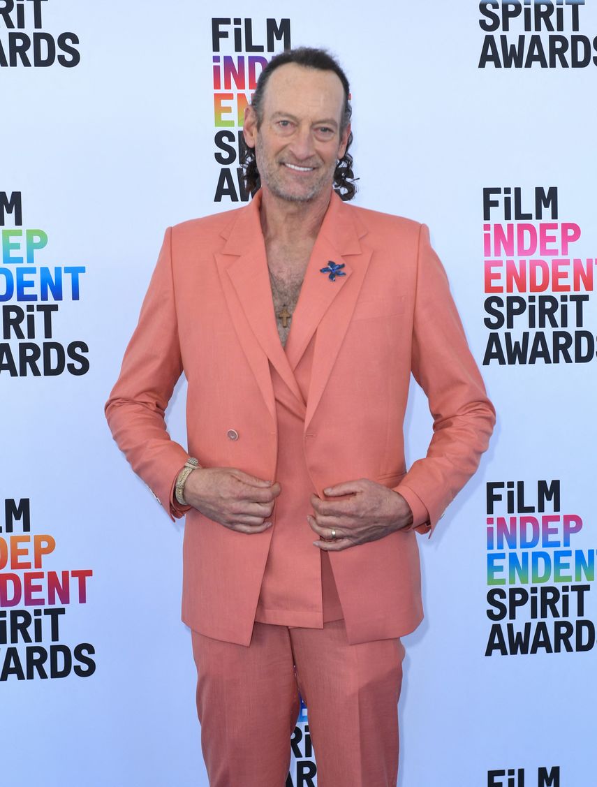 El actor estadounidense Troy Kotsur llega a la 38 ceremonia de los Film Independent Spirit Awards en Santa Mónica, California, el 4 de marzo de 2023.