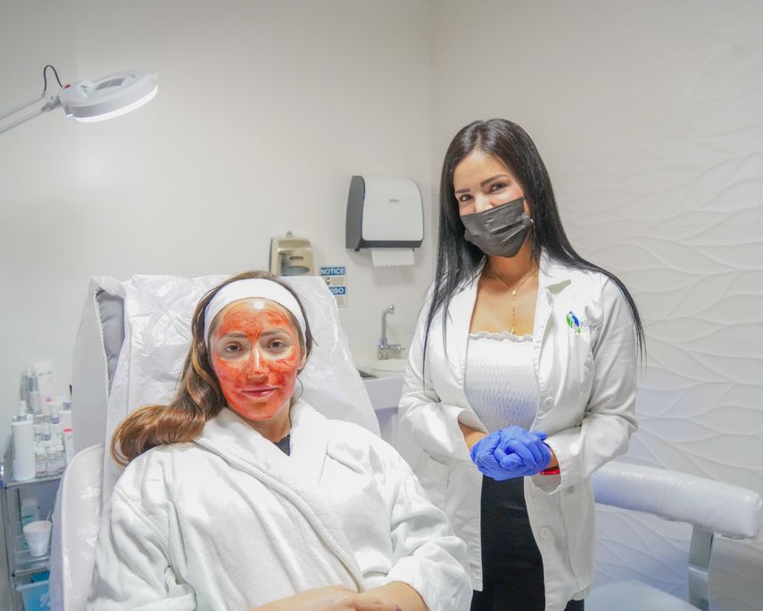 Liderado por la esteticista Alicia Labrador, Aliestetic Doral promueve un innovador tratamiento en el que el uso de la sangre y el plasma ayuda a retrasar el paso de los años en la piel.