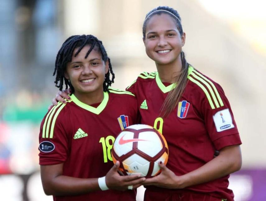 Deyna e Ysaura Viso marcaron los goles de la primera victoria venezolana en el torneo.
