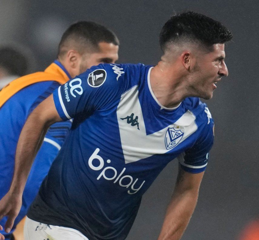 José Ignacio Florentín de Vélez Sarsfield tras el final de un partido de la Copa Libertadores, el 6 de julio de 2022. Una periodista denunció a Florentín y otros tres jugadores del club argentino de ser partícipes en la violación grupal tras un partido de la liga argentina en Tucumán, Argentina, el 2 de marzo..&nbsp;