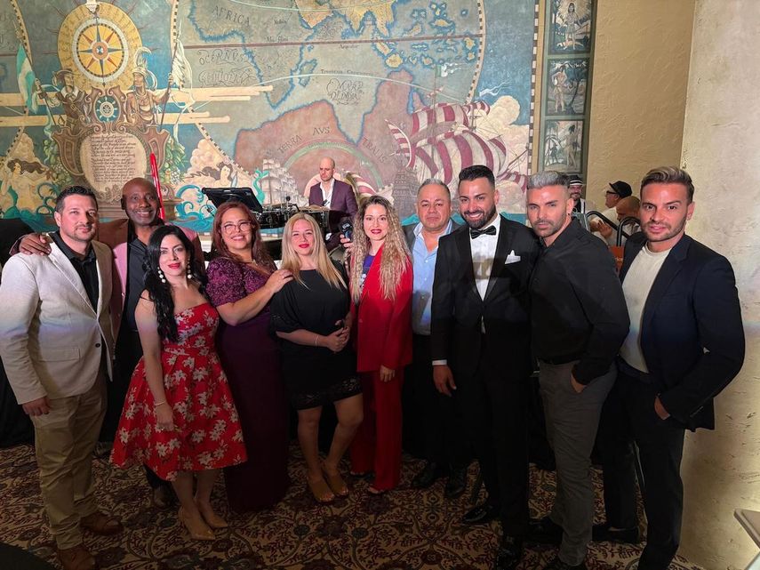 Iván Pedraza, César Menéndez, Wilma Hernández, Iliana Lavastida, Heidy Hidalgo, Grethel Delgado, Daniel Castropé, Carlos A. Cabrera, Luisniel Romero y Dayron Carrete.&nbsp;