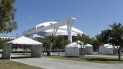 La foto de finales de marzo del 2020 muestra las carpas instaladas frente al Marlins Park en Miami para pruebas del coronavirus. La foto de finales de marzo del 2020 muestra las carpas instaladas frente al Marlins Park en Miami para pruebas del coronavirus.