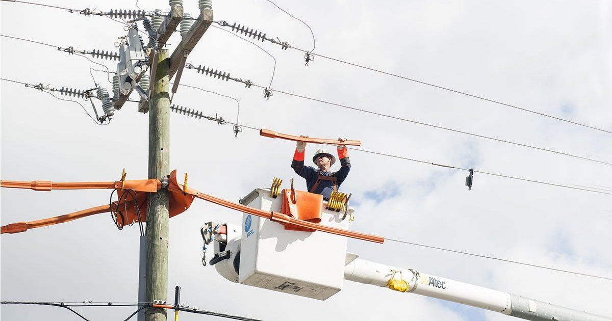 Corte eléctrico afecta a más de 2.200 usuarios en el suroeste de Miami-Dade