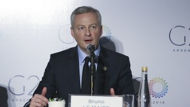 El ministro francés de Finanzas, Bruno Le Maine, asiste a la rueda de prensa de cierre de la reunión del G20 este 20 de marzo de 2018, en Buenos Aires, Argentina. 