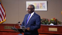 Jerry Demings, alcalde del condado de Orange, lanza su campaña por la gobernación de Florida.&nbsp;