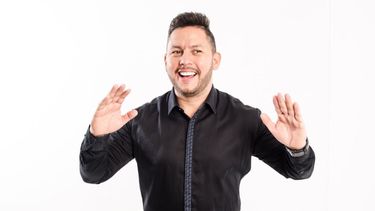 El vídeoclip de la pieza se grabará en los próximos días bajo la dirección de Oscar&nbsp;Rivas&nbsp;Gamboa en la ciudad de Miami.