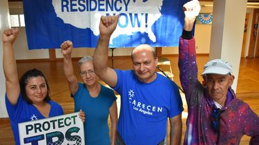 Los activistas centroamericanos Evelyn Hernández, salvadoreña; María Funes, hondureña; Orlando Zepeda, salvadoreño; Miguel Ángel Rivera, salvadoreño, antes de la decisión del gobierno estadounidense sobre el Estatus de Protección Temporal (TPS) para hondureños y nicaragüenses (EEUU).&nbsp;