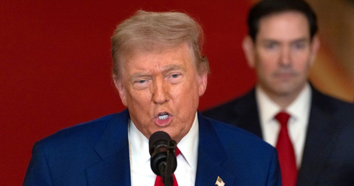 Trump sugiere: “¿Por qué no habría un cambio de régimen en Irán?”