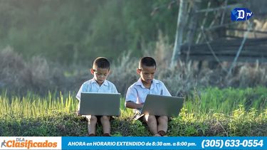 estos estudiantes pagan su internet con residuos de plastico