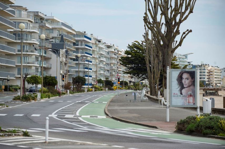 Francia reabrir&aacute; a partir del 11 de mayo, ser&aacute; de manera progresiva con las guarder&iacute;as y escuelas del pa&iacute;s, pero las universidades, restaurantes y caf&eacute;s permanecer&aacute;n cerrados.