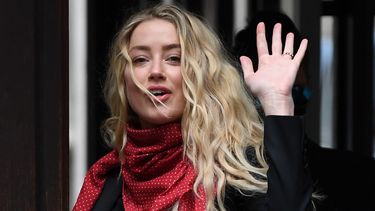La actriz Amber Heard&nbsp;arriba a la novena jornada del juicio de su exesposo, Johnny Depp, contra el tabloide brit&aacute;nico The Sun por difamaci&oacute;n.&nbsp;
