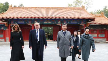 &nbsp;El presidente de presidente de EEUU, Donald J.&nbsp;Trump&nbsp; y su esposa Melania, visitan la Ciudad Prohibida acompañados por el presidente chino, Xi Jinping y su esposa Peng Liyuan, en Pekín .&nbsp;