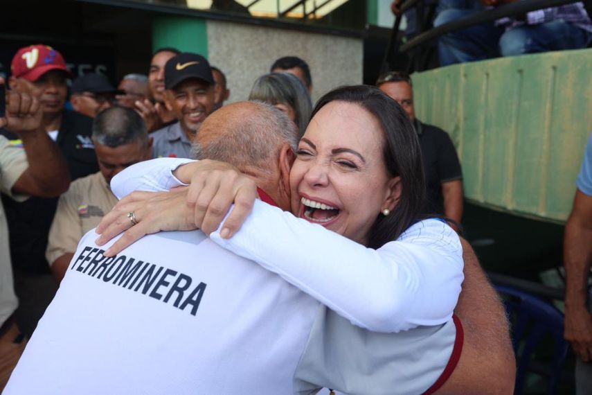 María Corina Machado se reunió con trabajadores de las empresas básicas de Guayana, al este de Venezuela