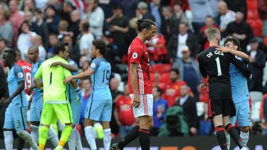 El city se quedó con la victoria en su vista al Old Trafford.