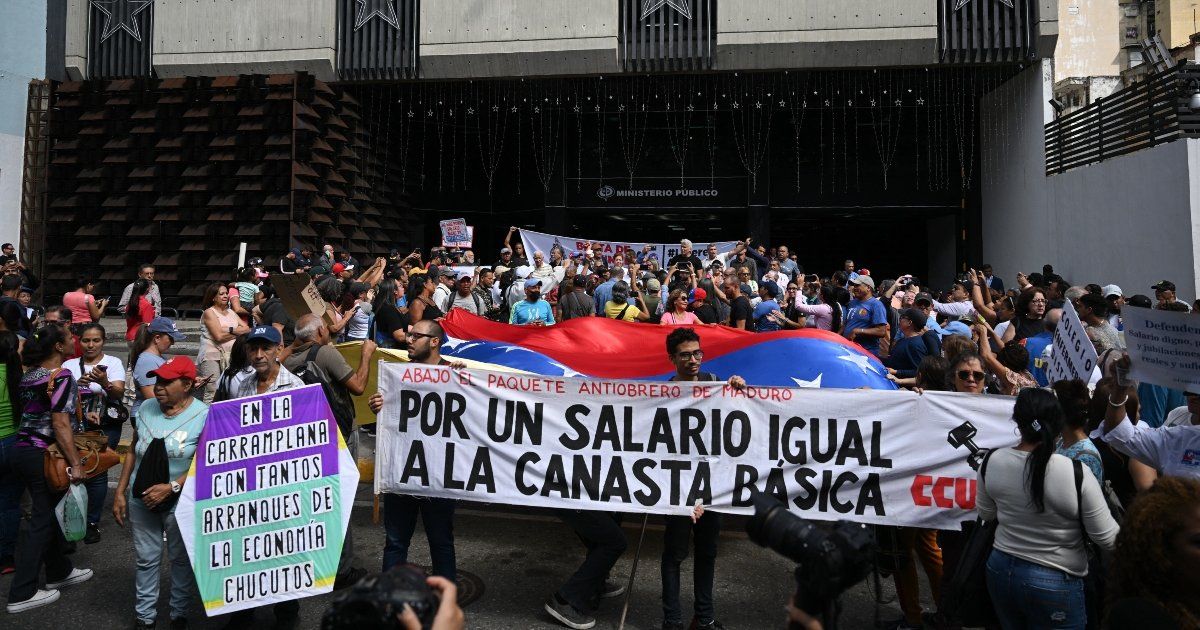 Trabajadores en Venezuela conmemoran este 1 de mayo sin salario ni derechos